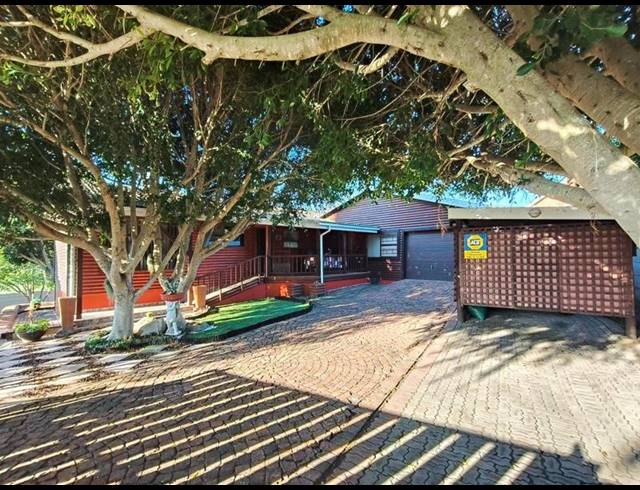 3 BEDROOM HOUSE FOR SALE IN FRAAIUITSIG